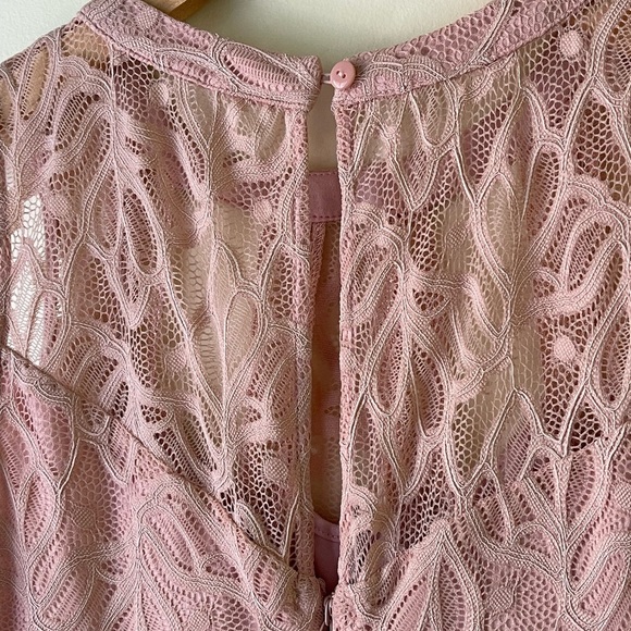 Bebe Body-con Lace Dress Blush Size 6 - Picture 5 of 9